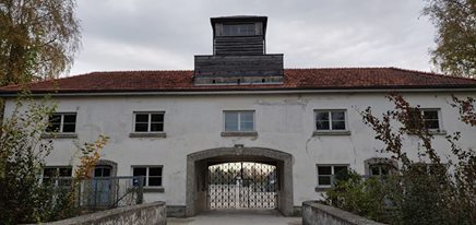 44436100_10156856916449452_2226468934092062720_n