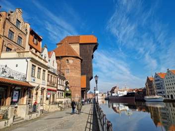 facebook_1646488206683_6905872071243671571